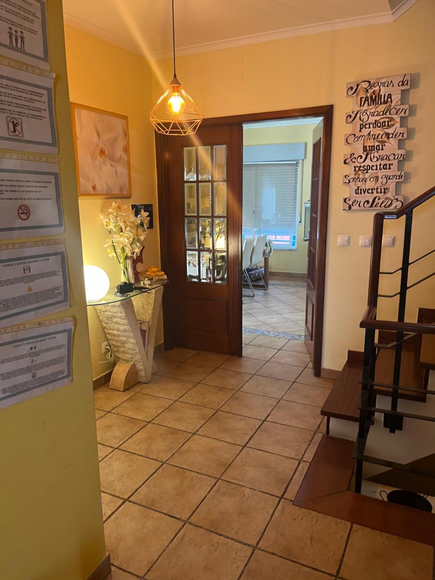 Relaxing Guesthouse - Sonias Houses Lizbona Zewnętrze zdjęcie